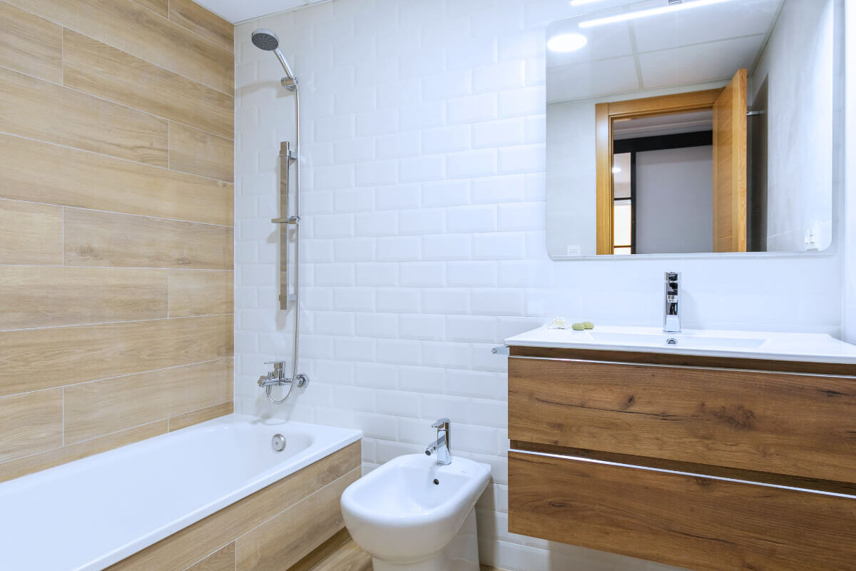 reformas-integrales-baños-san-juan-playa Reforma integral de baños en San Juan Playa, Alicante